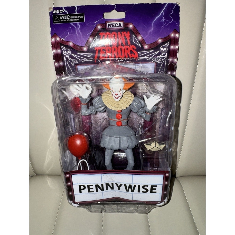 NECA Toony Terrors It Pennywise Clown Action Figure